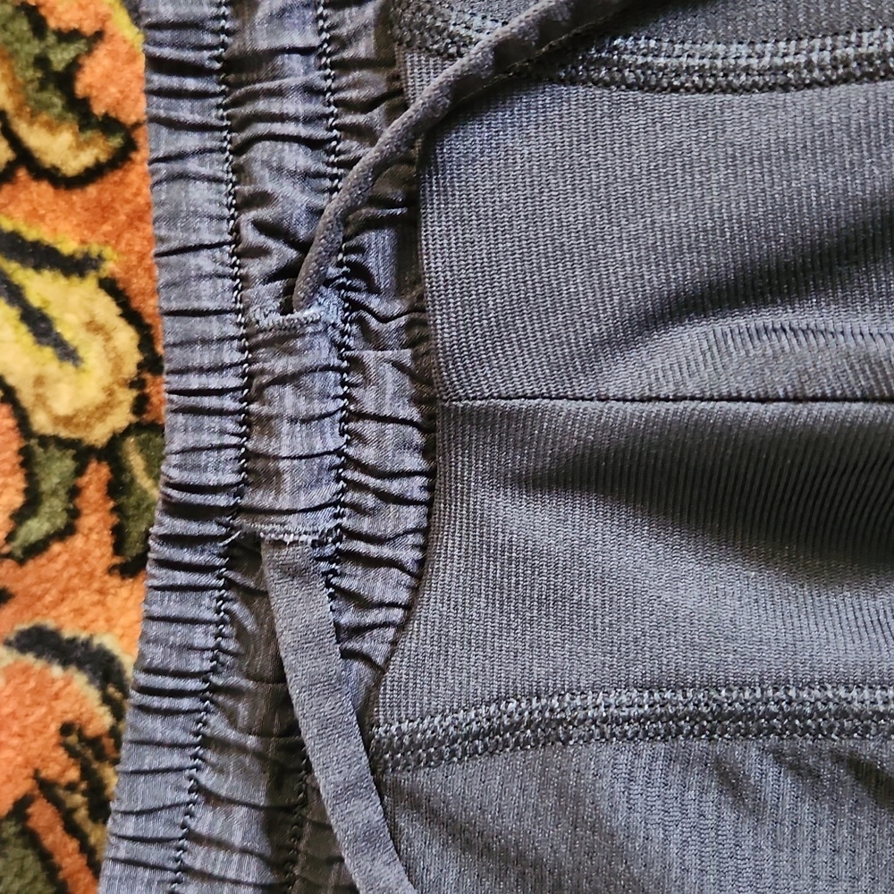 Lululemon Men's Shorts With Liner S - Picture 8 of 11